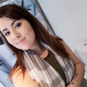 Meet your Posher, Marielle